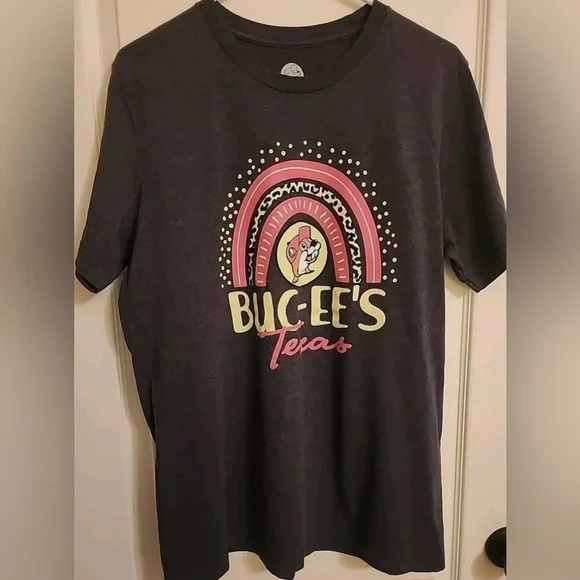 Buc-ees Shirt Adult 2XL Short Sleeve Graphic Texas Rainbow Gray - Picture 2 of 4